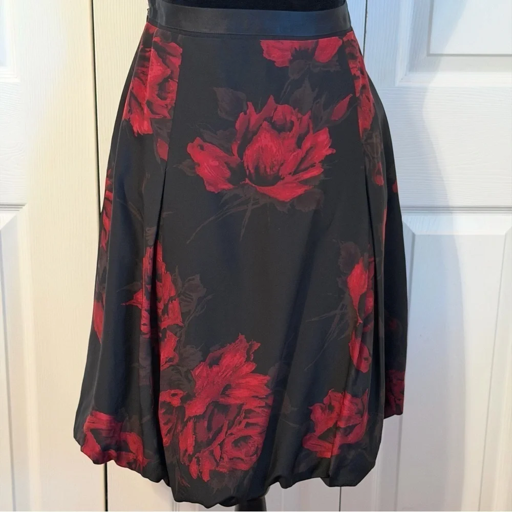 Ann Taylor Skirt Womens 2P Black Red Dark Floral Bubble Hem Silk Wool Whimsigoth